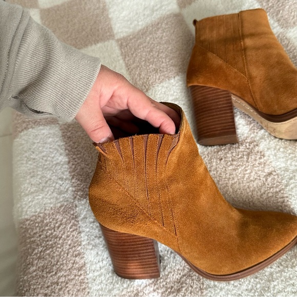 Marc Fisher Alva Pointy Toe Booties - Picture 4 of 7